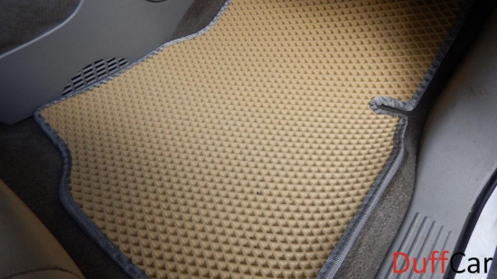 Автомобильные коврики Chevrolet Equinox (2004 - 2009)